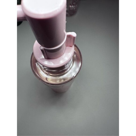 The Face Shop Rice Water Bright Light Cleansing Oil, Vegan, 5 OZ - Picture 3 of 5